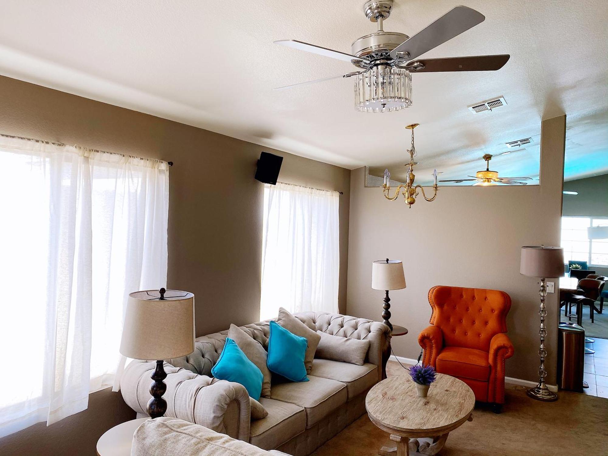 Villa Amazing Heated Pool And Private Hot Tub 3Br In Heart Of Lv à Las Vegas Extérieur photo