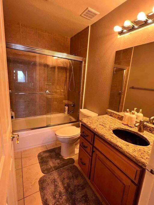 Villa Amazing Heated Pool And Private Hot Tub 3Br In Heart Of Lv à Las Vegas Extérieur photo