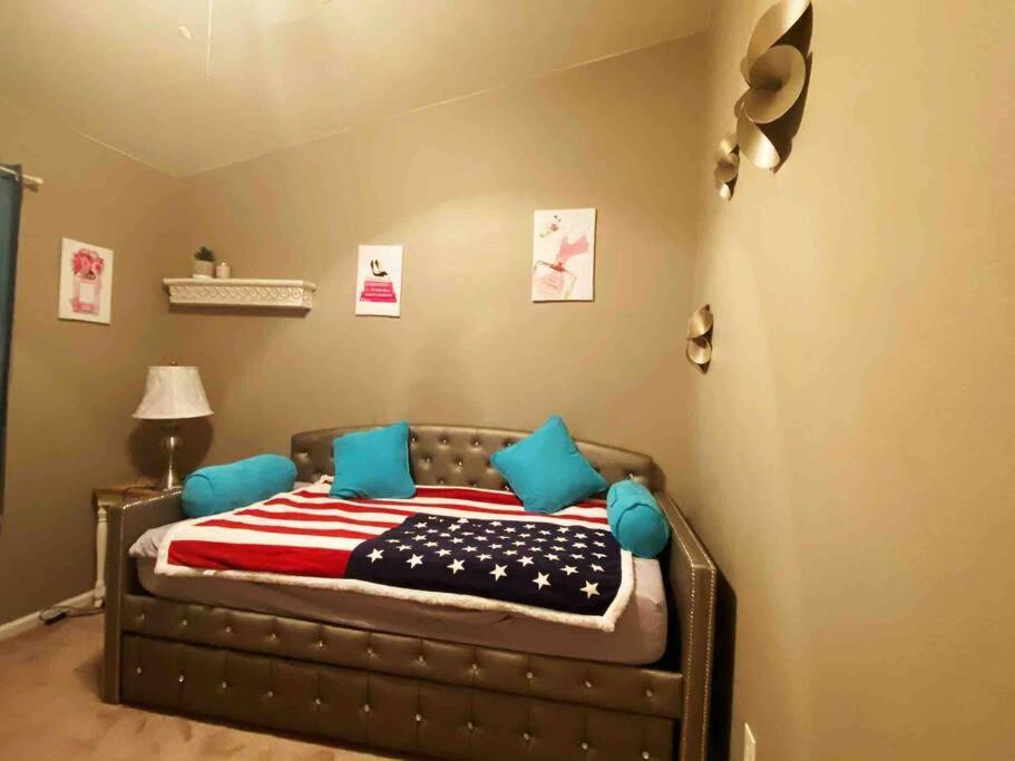 Villa Amazing Heated Pool And Private Hot Tub 3Br In Heart Of Lv à Las Vegas Extérieur photo