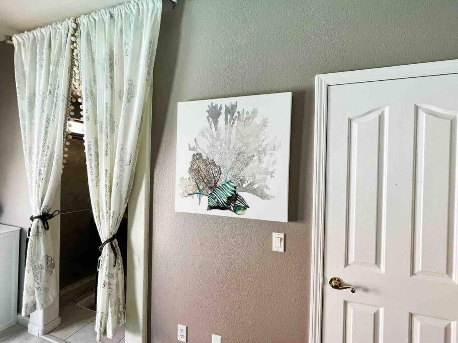 Villa Amazing Heated Pool And Private Hot Tub 3Br In Heart Of Lv à Las Vegas Extérieur photo
