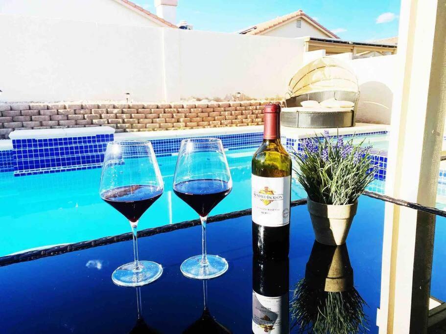 Villa Amazing Heated Pool And Private Hot Tub 3Br In Heart Of Lv à Las Vegas Extérieur photo
