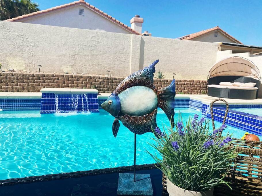 Villa Amazing Heated Pool And Private Hot Tub 3Br In Heart Of Lv à Las Vegas Extérieur photo